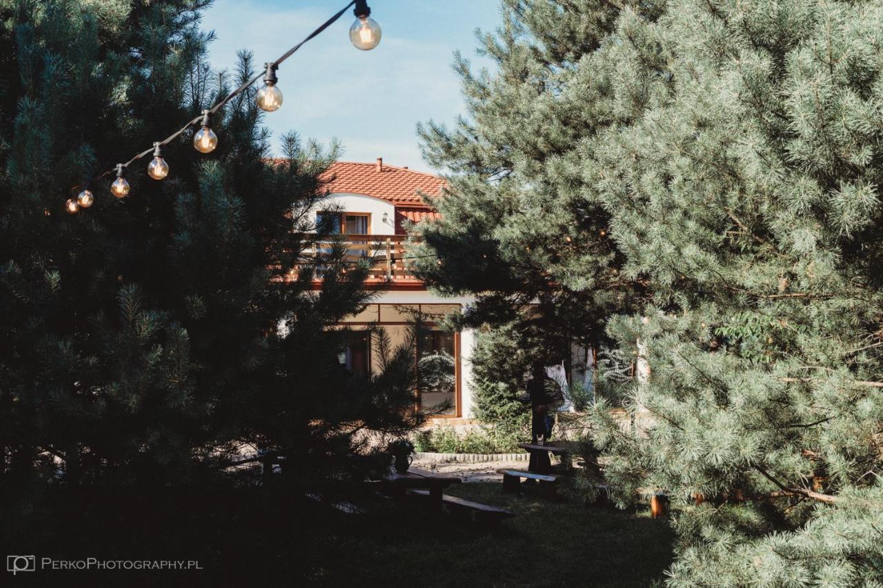 Miodowy Zakatek Caloroczne Domki I Pokoje Przy Suntago, Deepspot, Pyszne Sniadania, Grill, Ognisko Mszczonów Extérieur photo